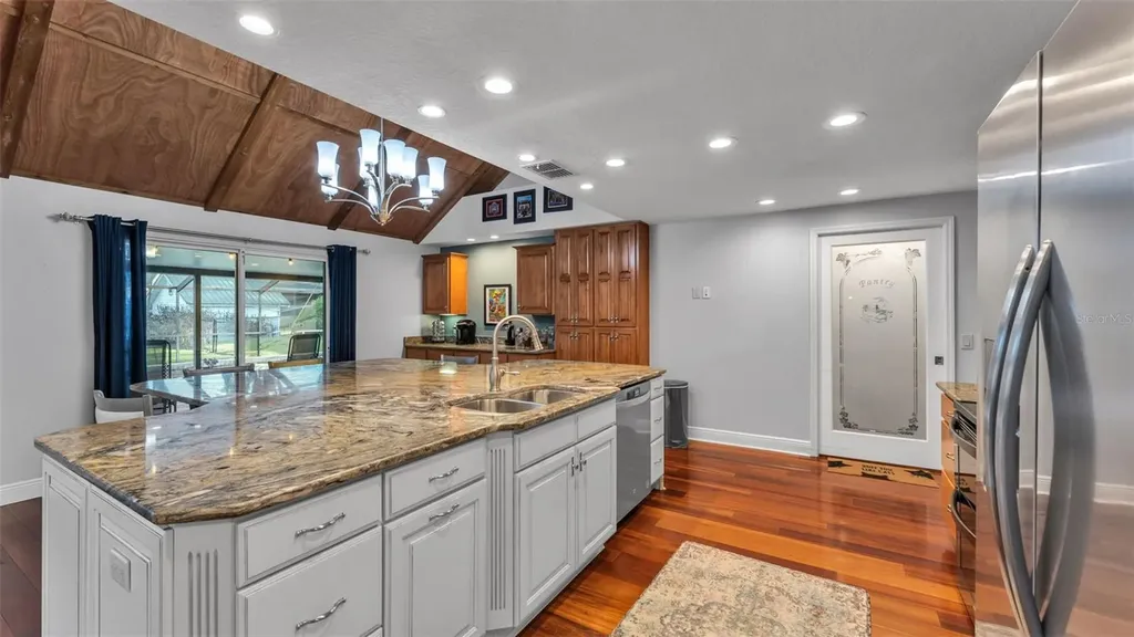 1804 Michelle Lane Lakeland FL 33813
