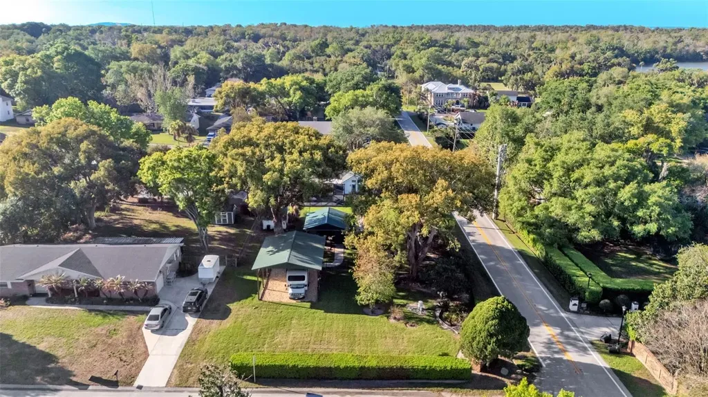 1804 Michelle Lane Lakeland FL 33813