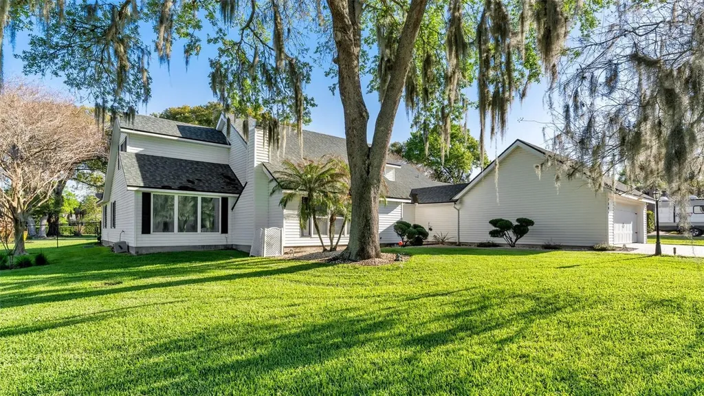 1804 Michelle Lane Lakeland FL 33813