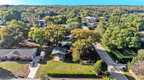 1804 Michelle Lane Lakeland FL 33813