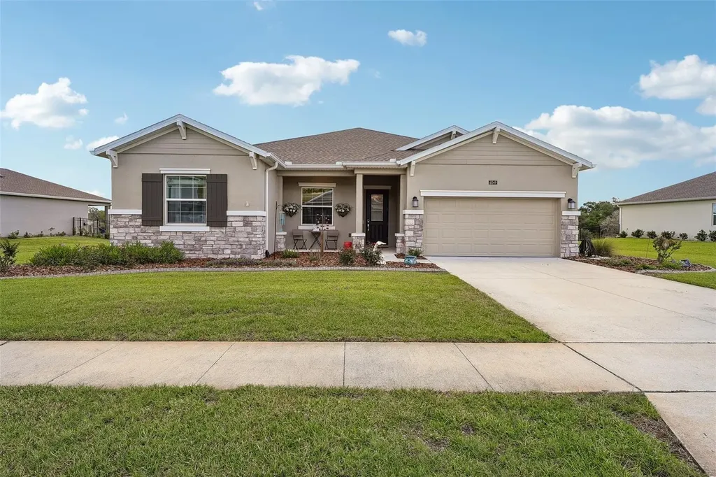 6049 Claystone Way Mount Dora FL 32757