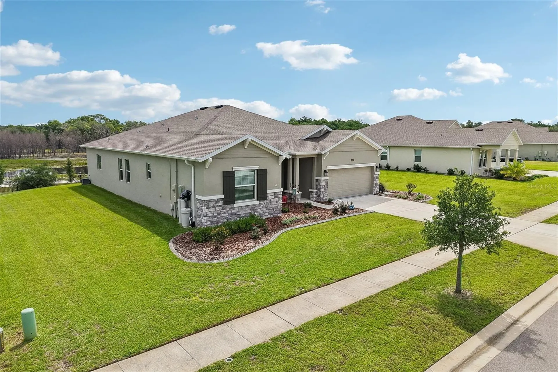 6049 Claystone Way Mount Dora FL 32757
