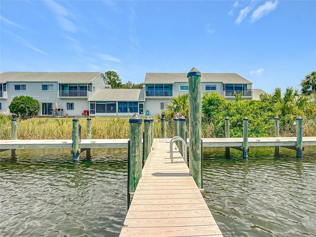 11122 W Cove Harbor Drive Crystal River FL 34428