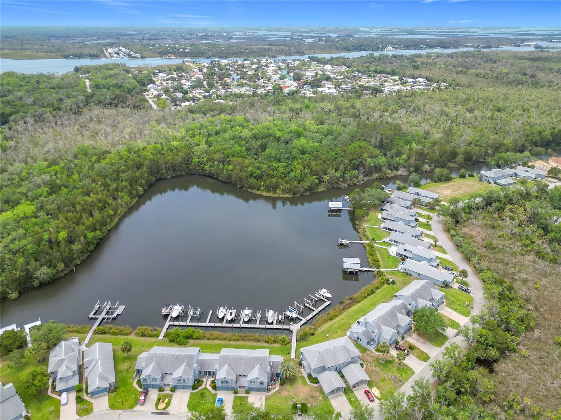 11122 W Cove Harbor Drive Crystal River FL 34428