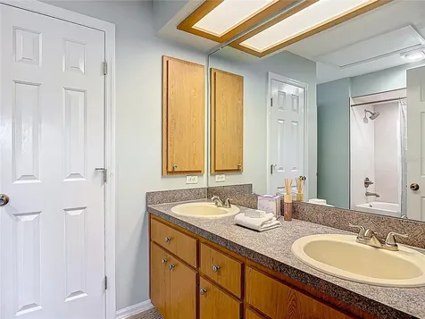 11122 W Cove Harbor Drive Crystal River FL 34428