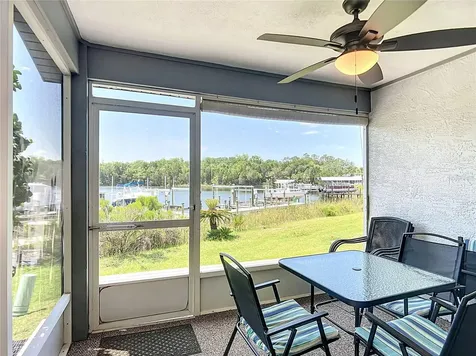 11122 W Cove Harbor Drive Crystal River FL 34428