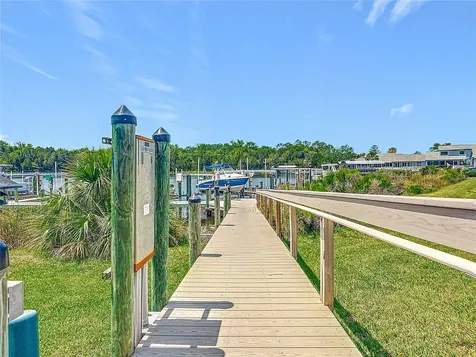 11122 W Cove Harbor Drive Crystal River FL 34428