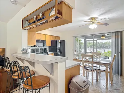 11122 W Cove Harbor Drive Crystal River FL 34428