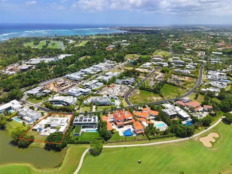 11 Golf View Drive Dorado PR 00646