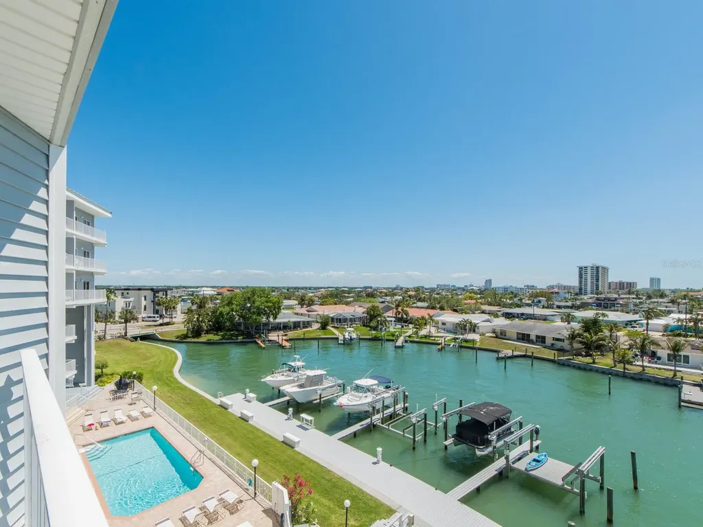 610 Island Way Clearwater Beach FL 33767