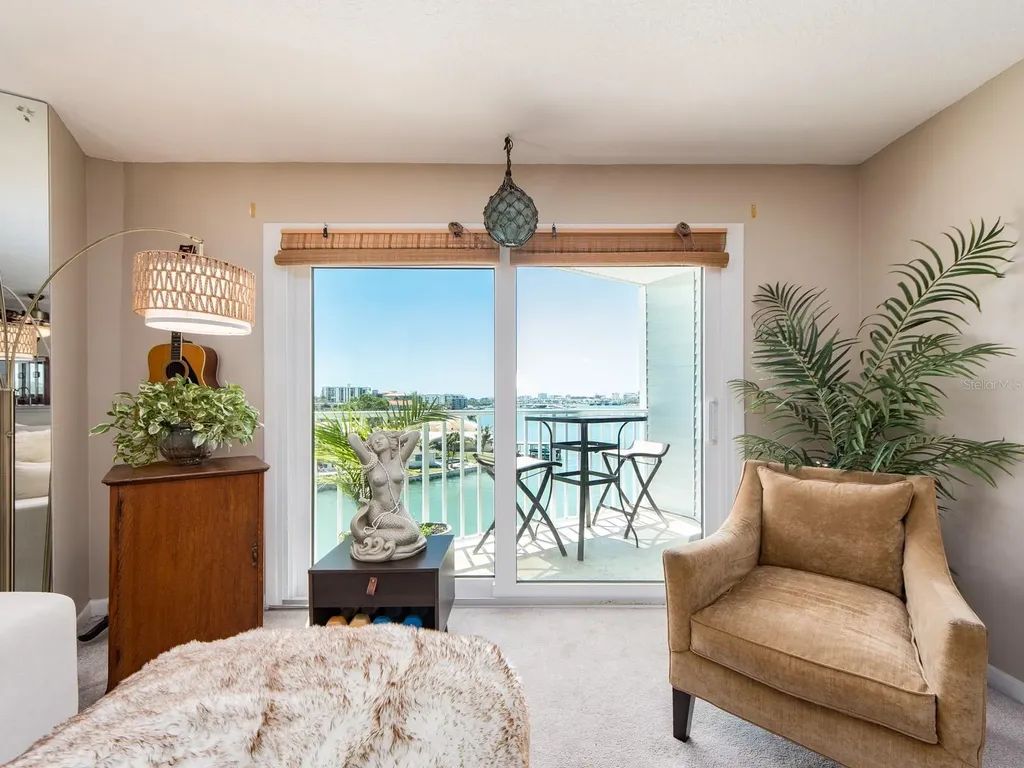 610 Island Way Clearwater Beach FL 33767