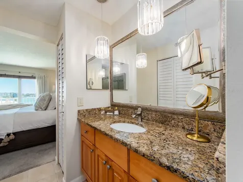610 Island Way Clearwater Beach FL 33767
