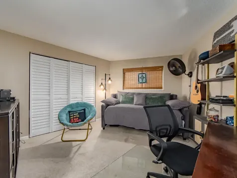 610 Island Way Clearwater Beach FL 33767
