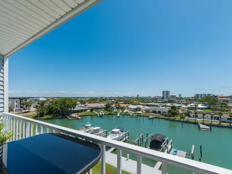 610 Island Way Clearwater Beach FL 33767