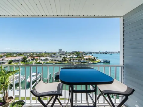 610 Island Way Clearwater Beach FL 33767