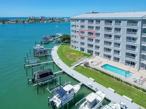 610 Island Way Clearwater Beach FL 33767