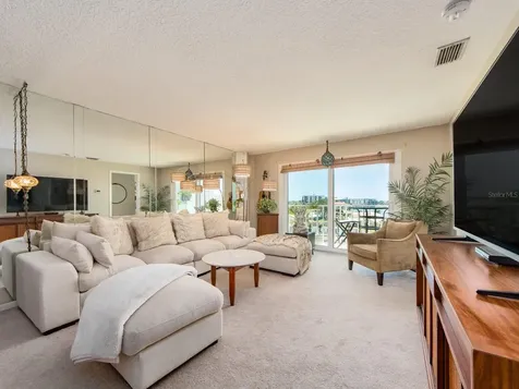 610 Island Way Clearwater Beach FL 33767