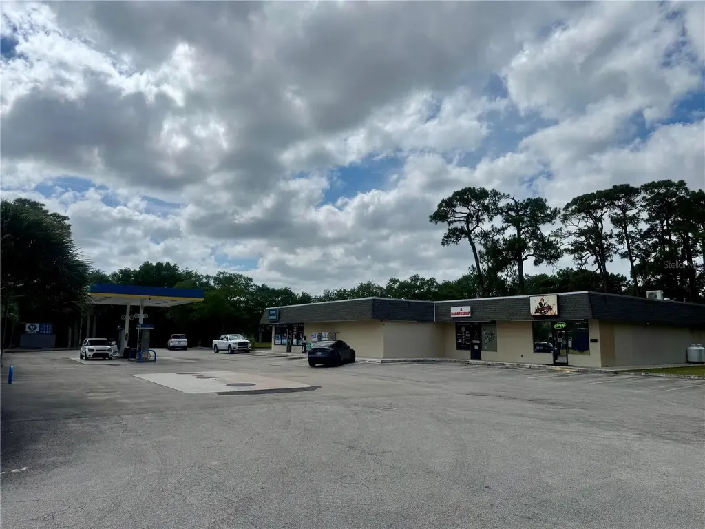 302 SW Tulip Boulevard Port St Lucie FL 34953