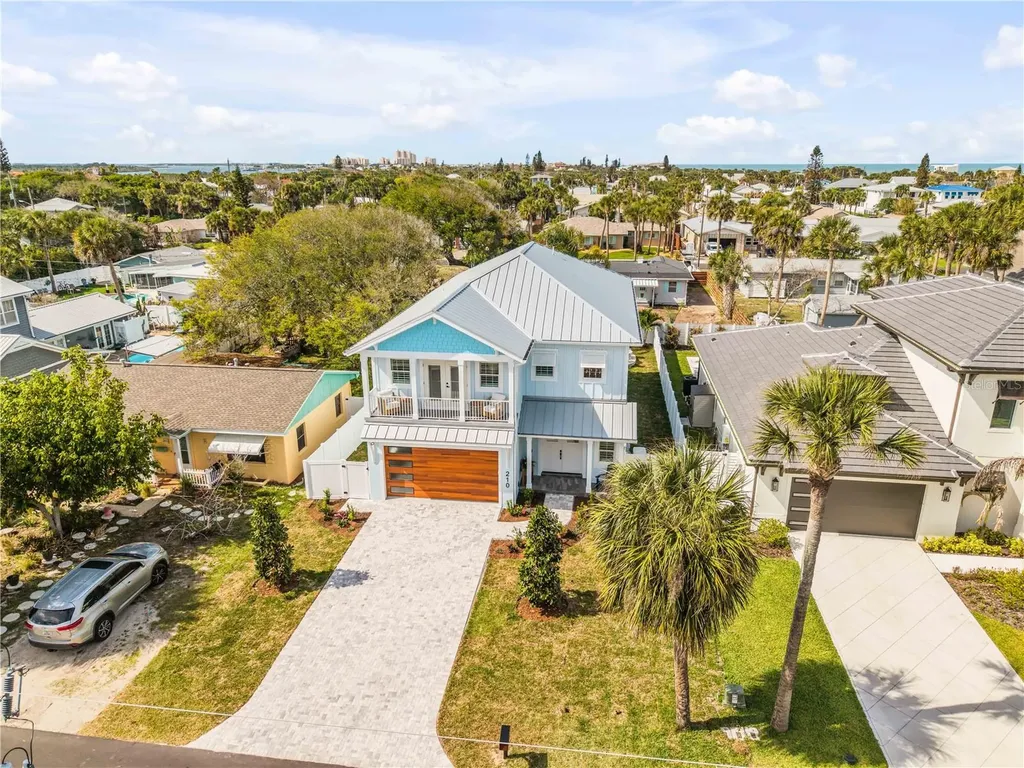 210 Due East Street New Smyrna Beach FL 32169
