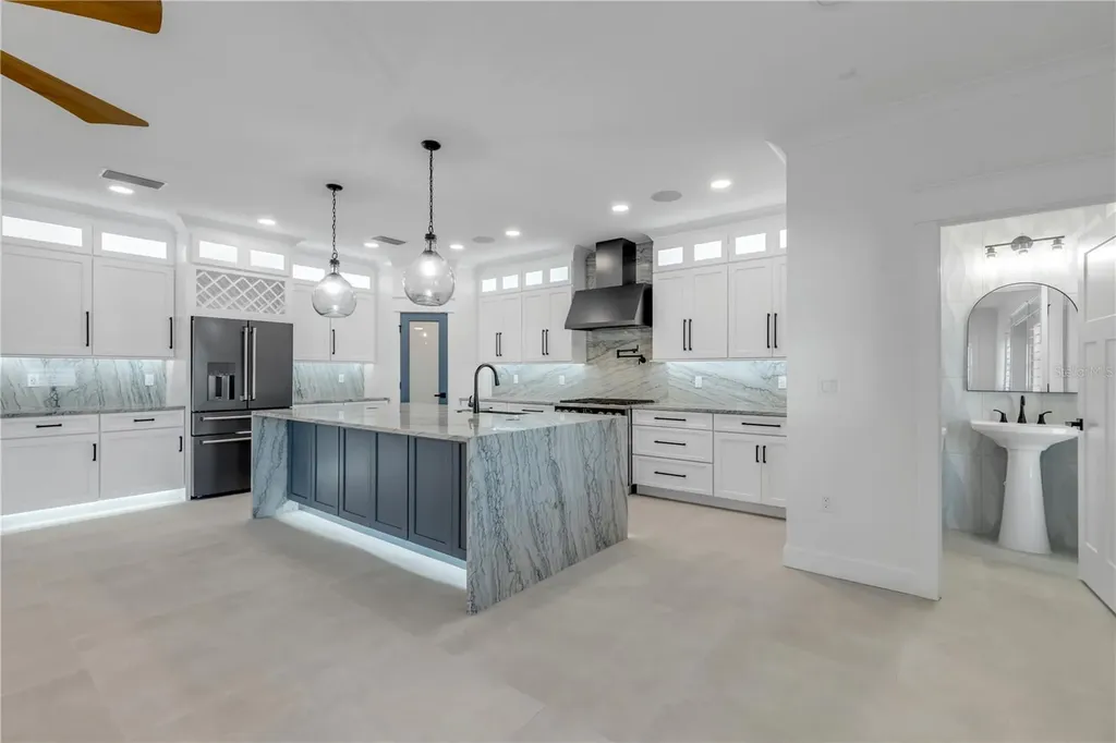210 Due East Street New Smyrna Beach FL 32169