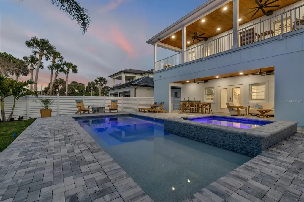 210 Due East Street New Smyrna Beach FL 32169