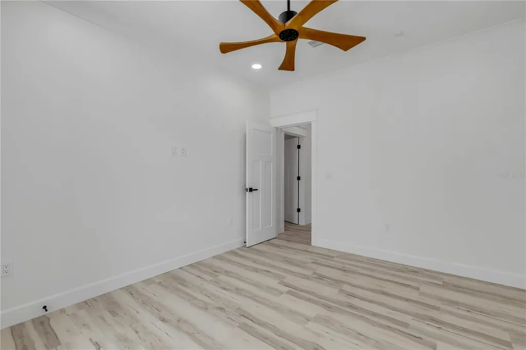 210 Due East Street New Smyrna Beach FL 32169