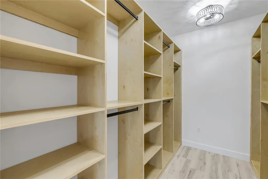 210 Due East Street New Smyrna Beach FL 32169