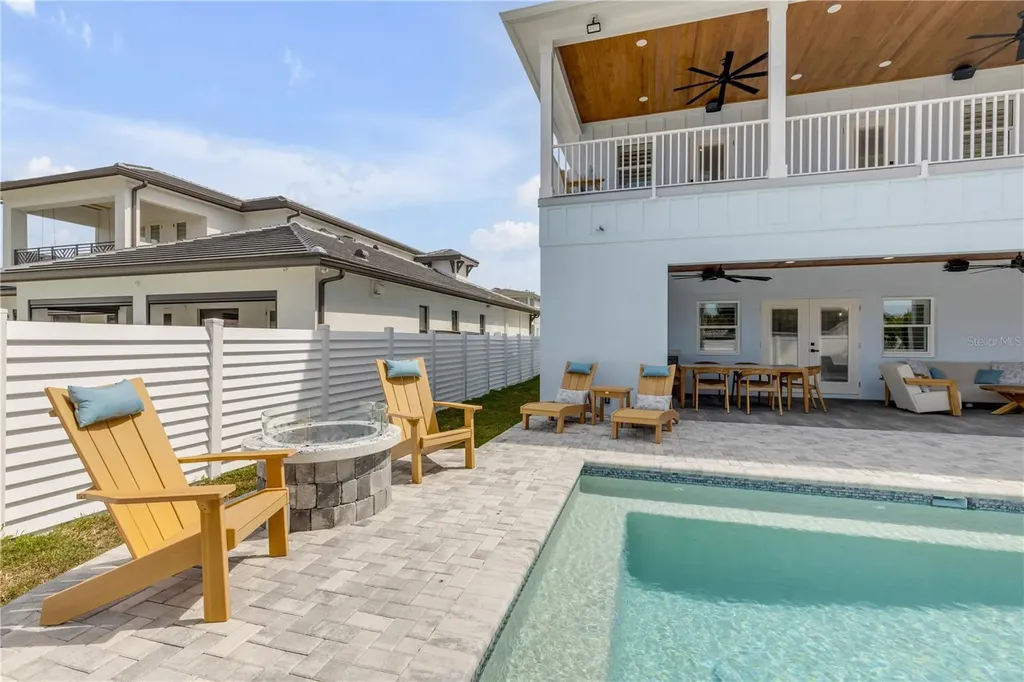 210 Due East Street New Smyrna Beach FL 32169