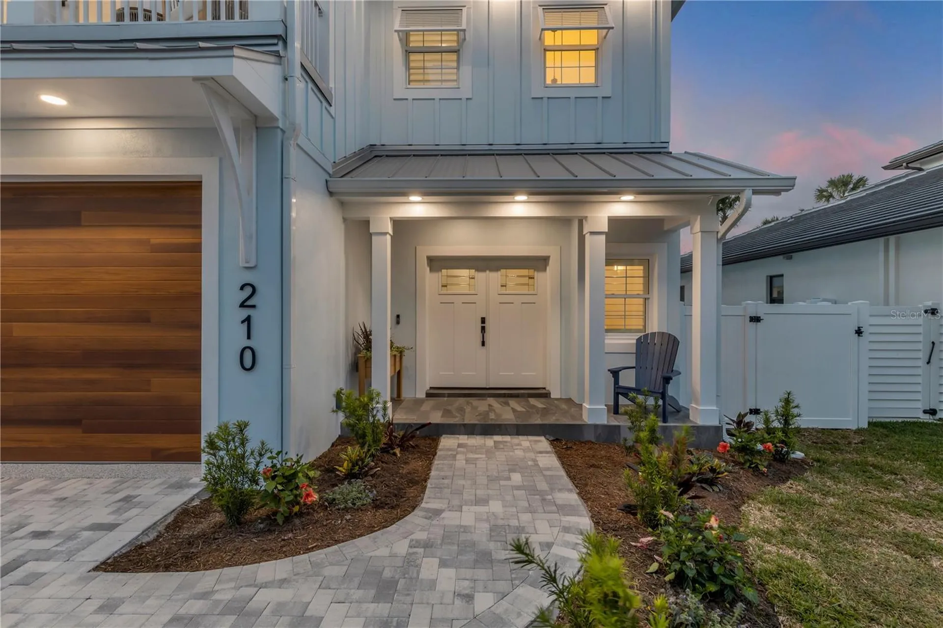 210 Due East Street New Smyrna Beach FL 32169