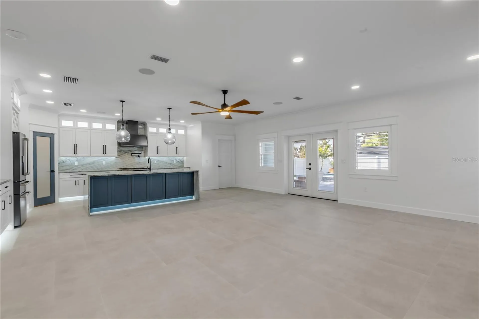 210 Due East Street New Smyrna Beach FL 32169