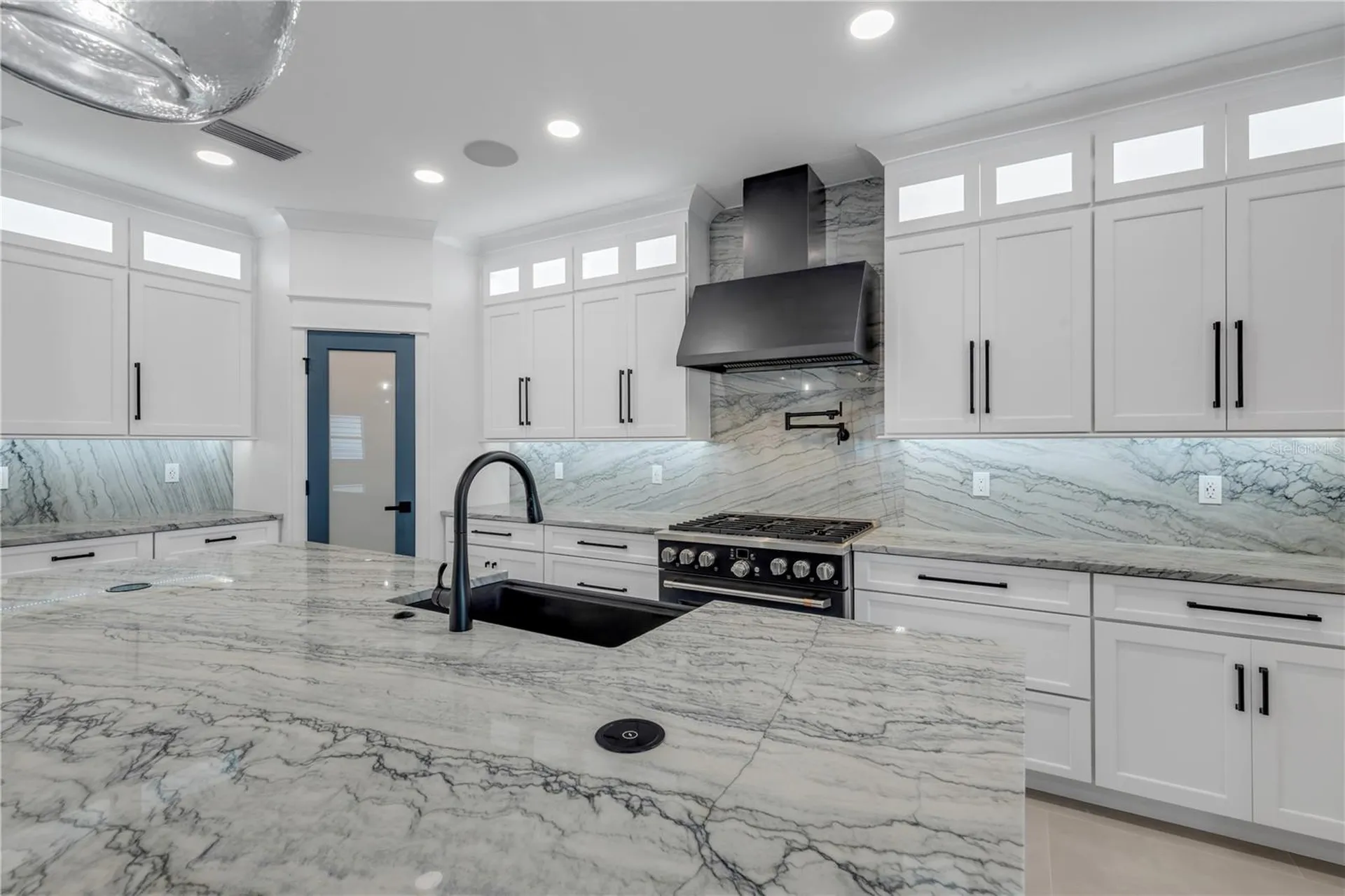 210 Due East Street New Smyrna Beach FL 32169