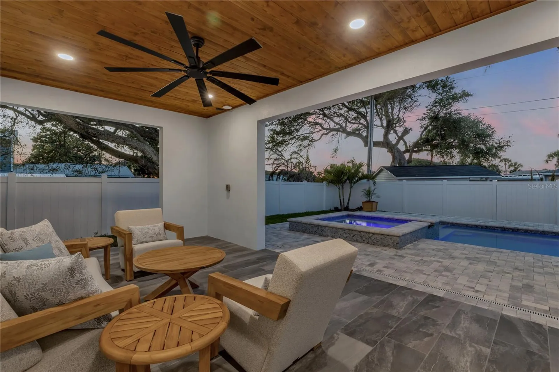 210 Due East Street New Smyrna Beach FL 32169