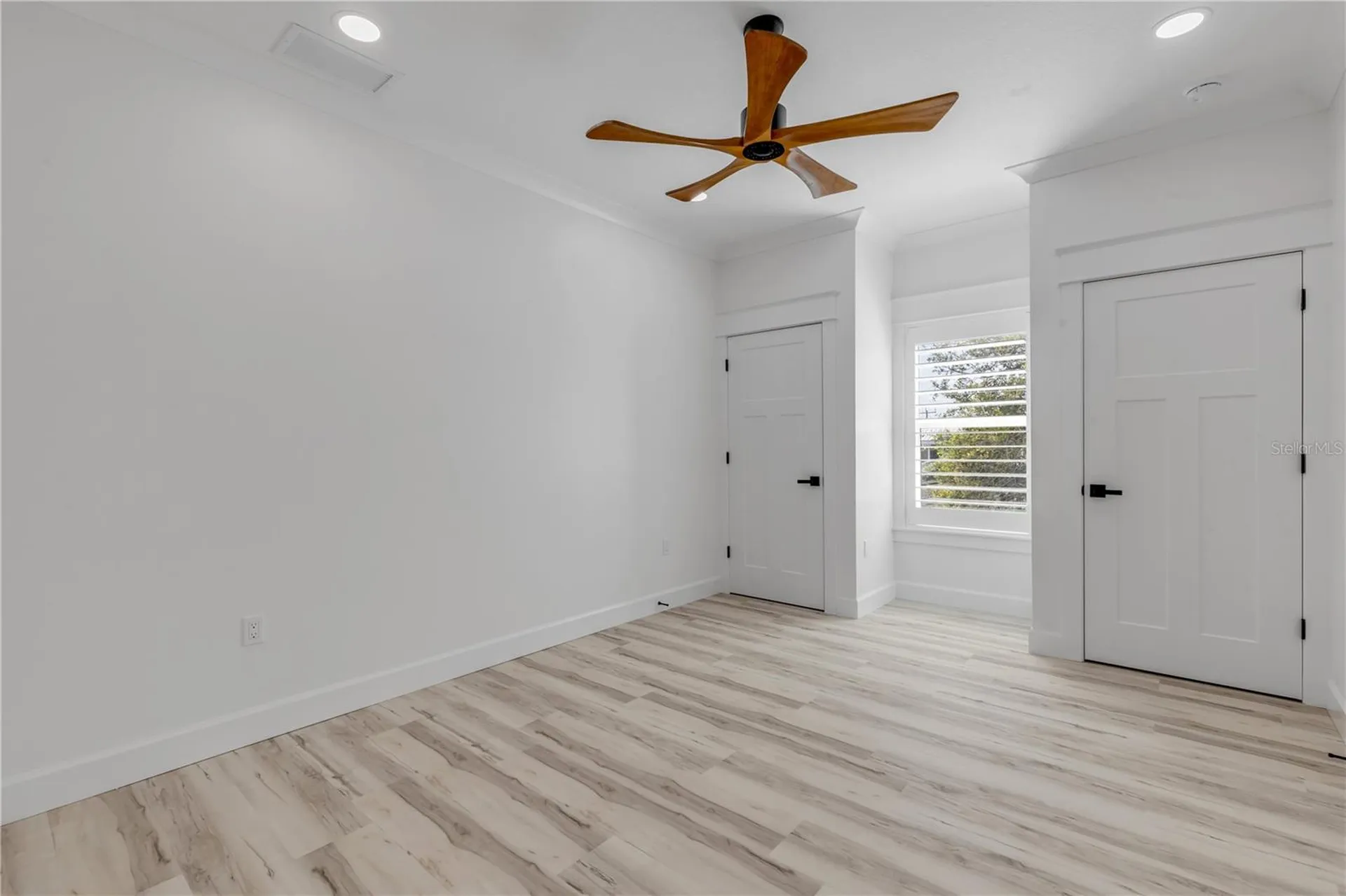 210 Due East Street New Smyrna Beach FL 32169