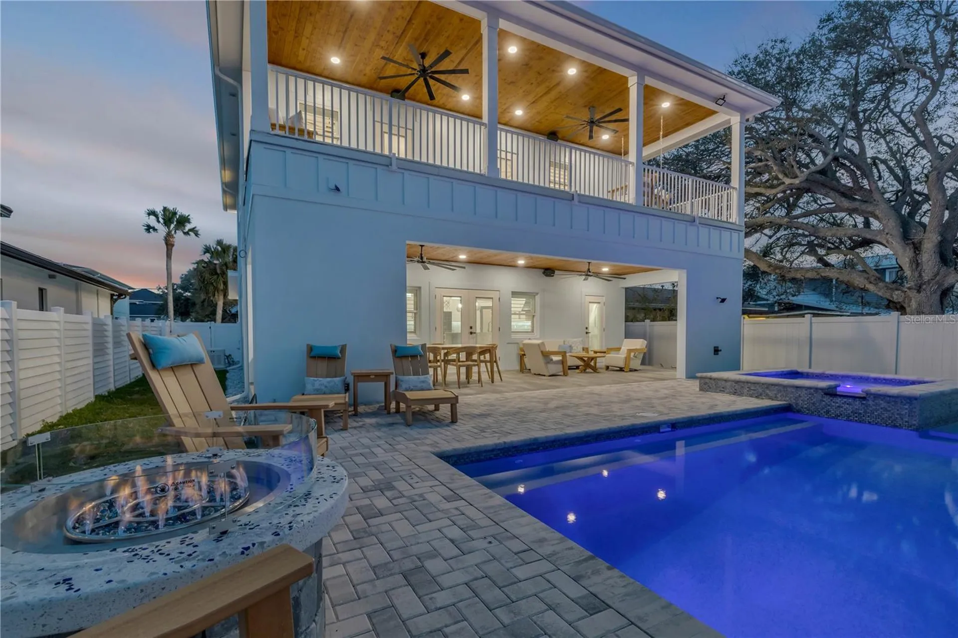 210 Due East Street New Smyrna Beach FL 32169