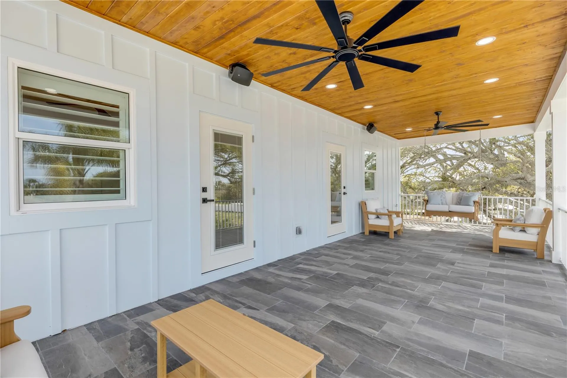 210 Due East Street New Smyrna Beach FL 32169