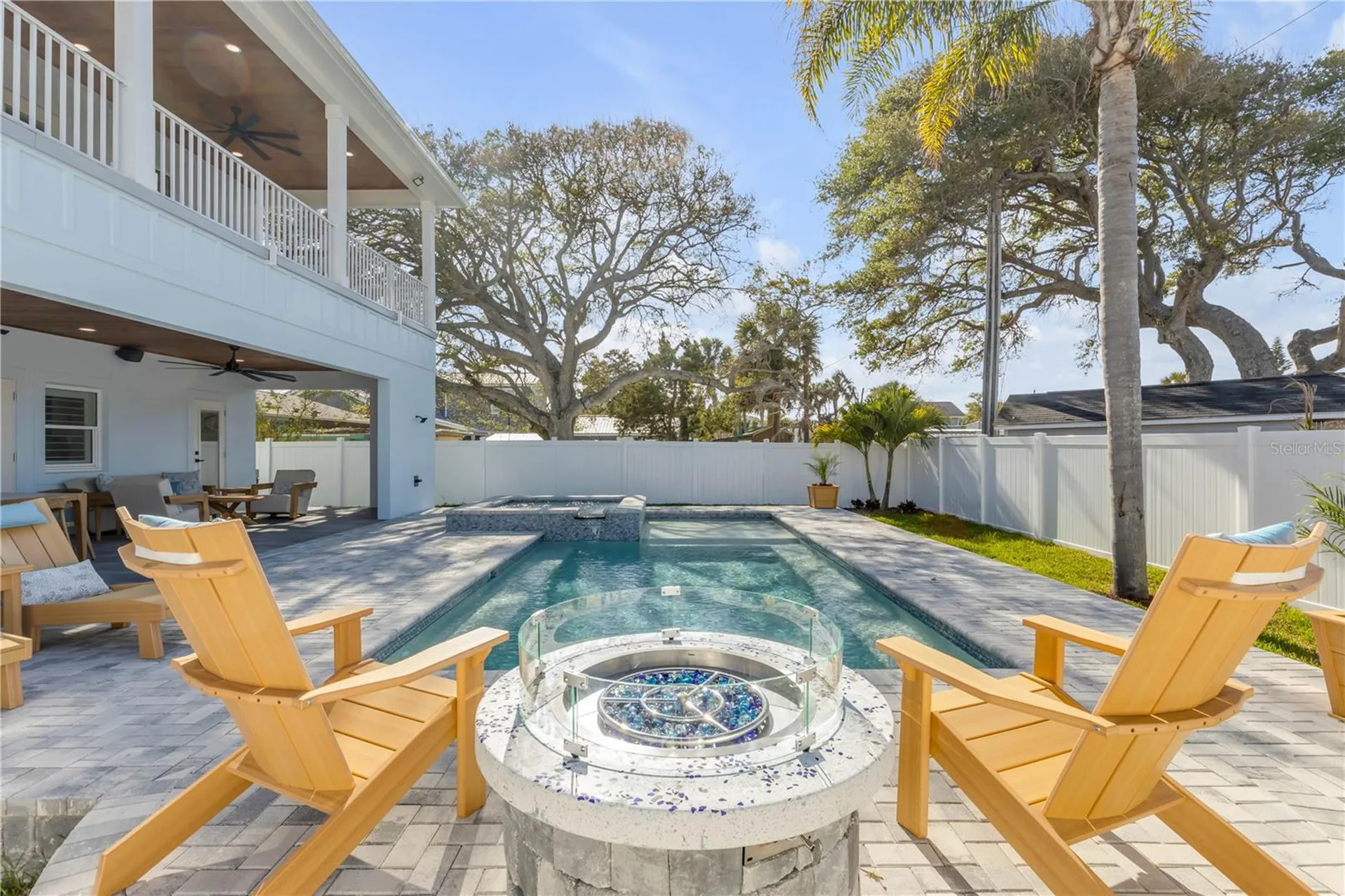 210 Due East Street New Smyrna Beach FL 32169