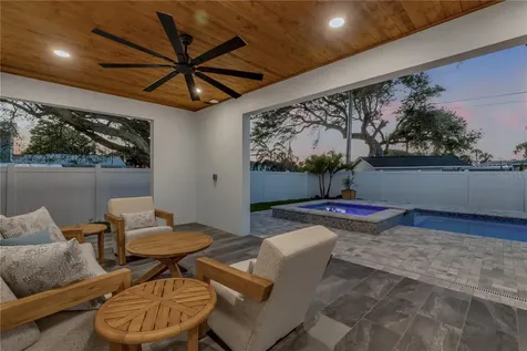 210 Due East Street New Smyrna Beach FL 32169