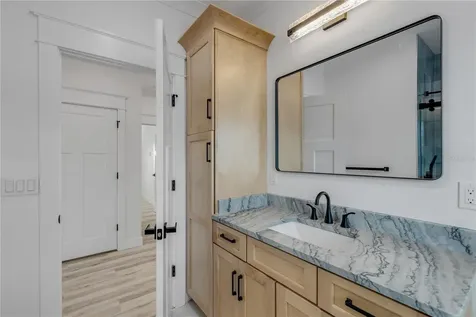 210 Due East Street New Smyrna Beach FL 32169