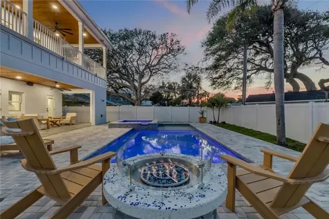 210 Due East Street New Smyrna Beach FL 32169