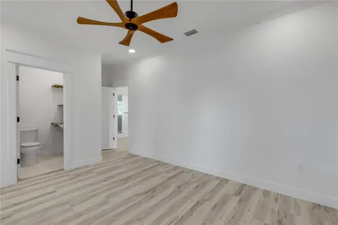 210 Due East Street New Smyrna Beach FL 32169