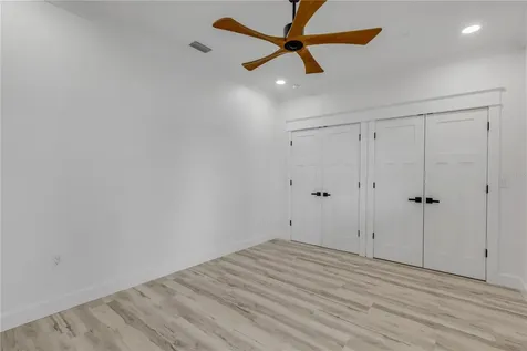 210 Due East Street New Smyrna Beach FL 32169