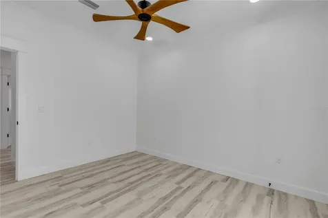 210 Due East Street New Smyrna Beach FL 32169
