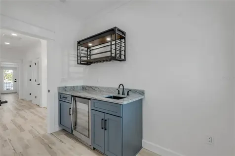 210 Due East Street New Smyrna Beach FL 32169