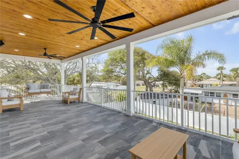 210 Due East Street New Smyrna Beach FL 32169