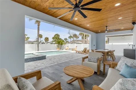 210 Due East Street New Smyrna Beach FL 32169