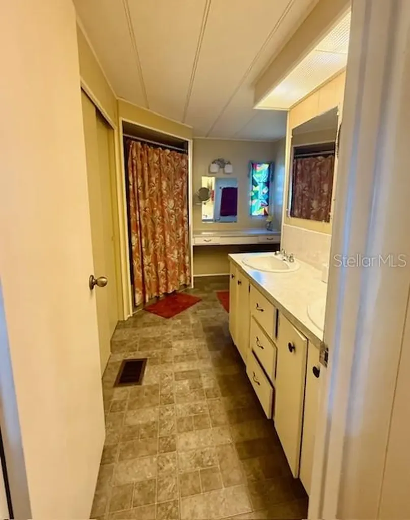 184 Independence Avenue Palm Harbor FL 34684