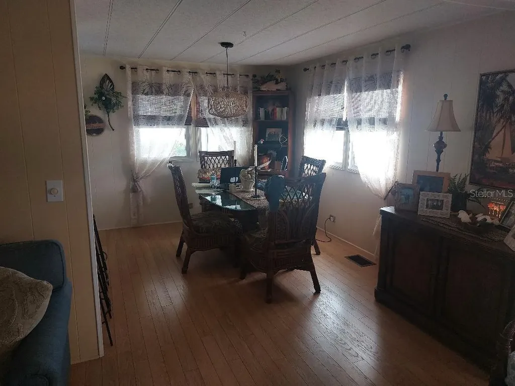 184 Independence Avenue Palm Harbor FL 34684