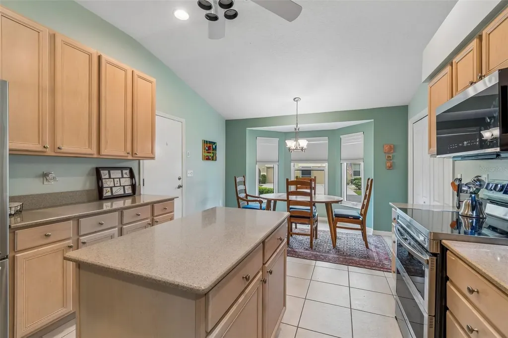 2006 Grantham Greens Drive Sun City Center FL 33573