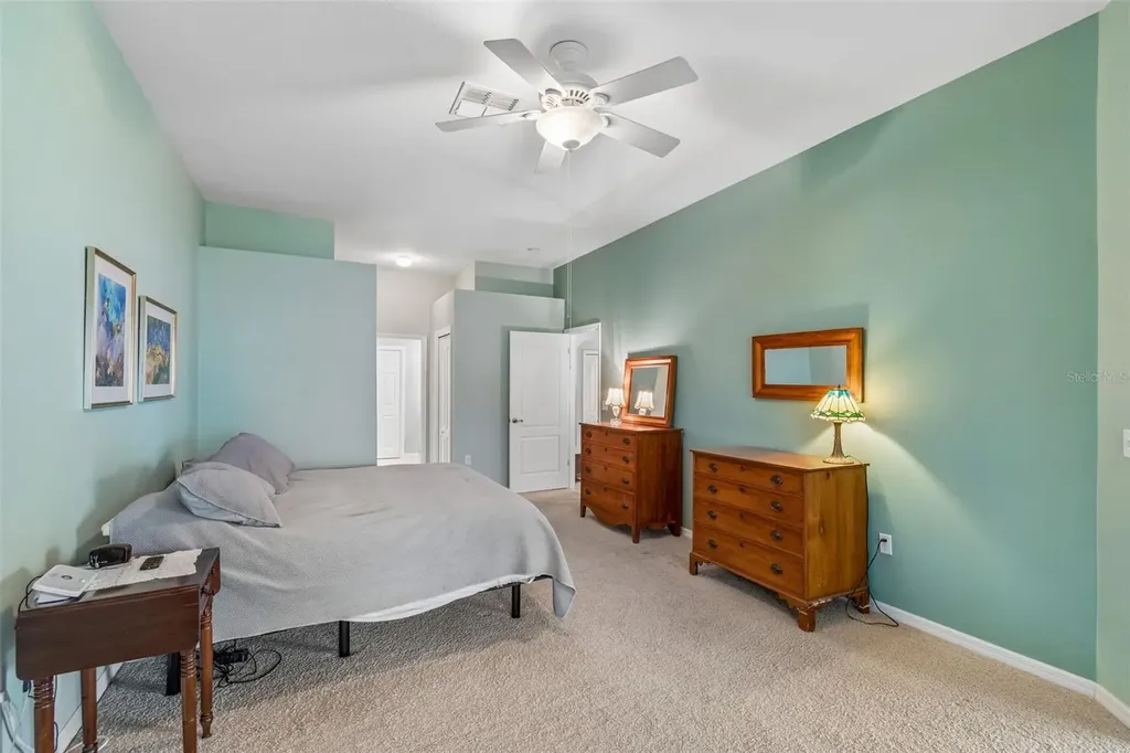 2006 Grantham Greens Drive Sun City Center FL 33573