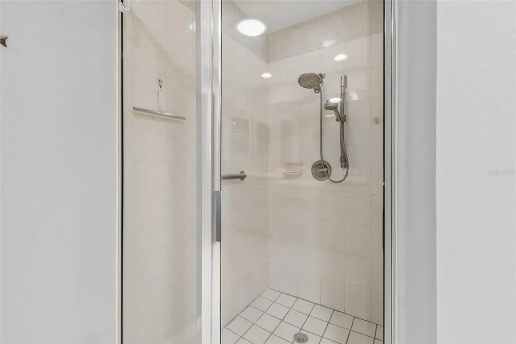 2006 Grantham Greens Drive Sun City Center FL 33573
